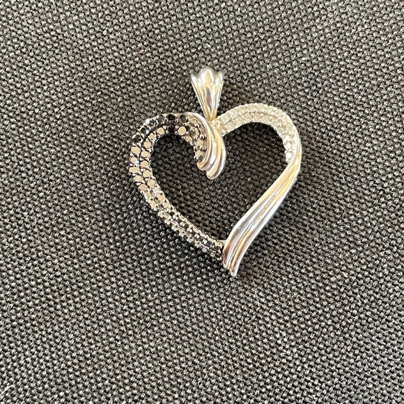 Beautiful Black & White Diamond Silver Heart Pendant - Picture 2 of 6